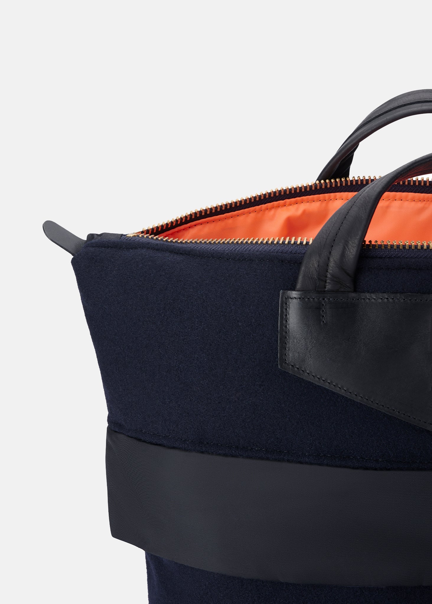 Unisex Gloverall x Minnessak Cross Body Bag Navy - Image 7