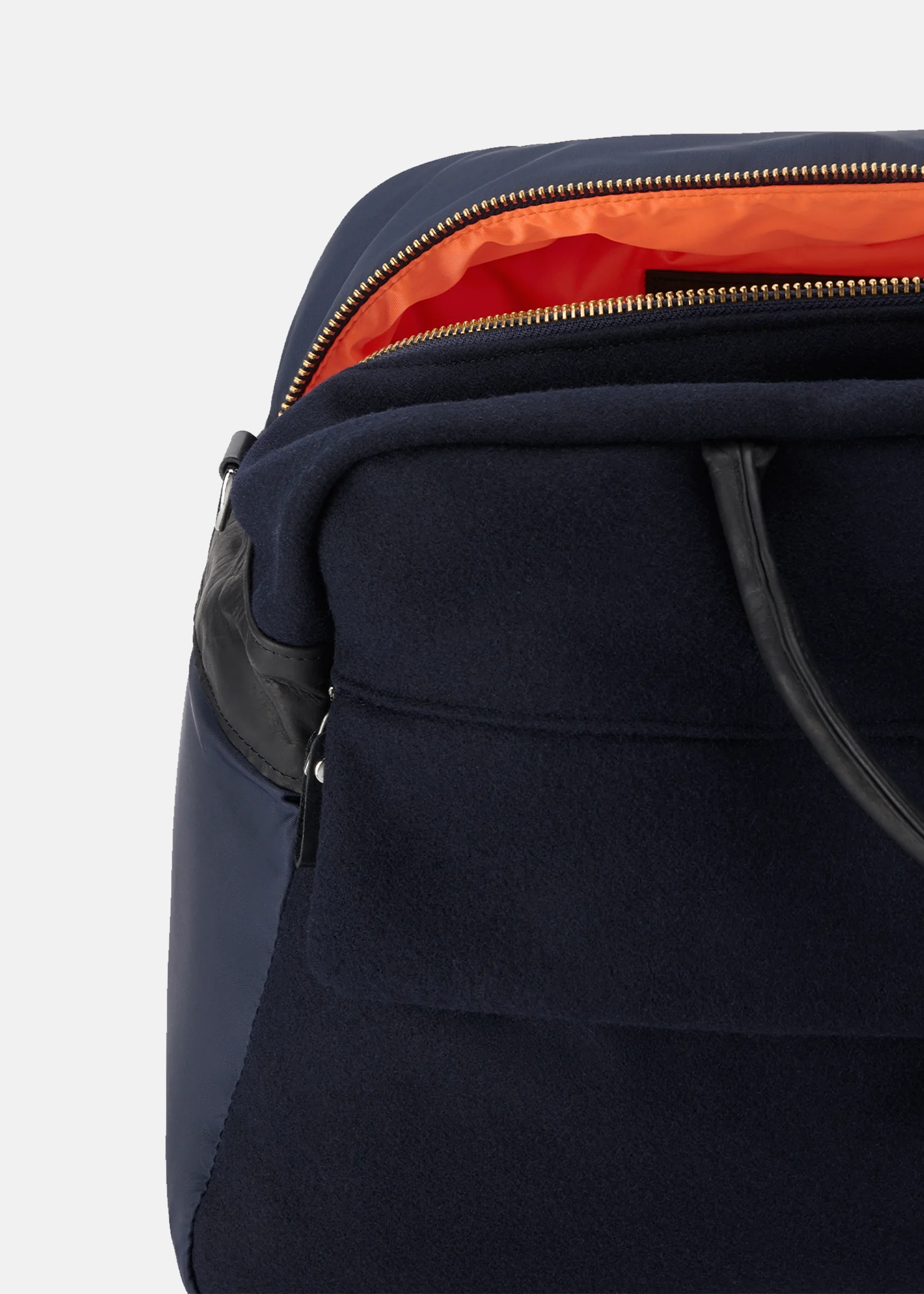Unisex Gloverall x Minnessak Weekend Bag Navy - Image 7